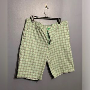 Men’s Izod Mint Green Plaid‎ Casual Golfer Style Shorts Size 38” Active Wear
